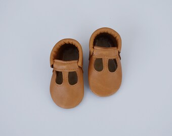 t straps / baby moccasins mocks / soft soled shoes / golden caramel