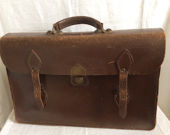 A lovely deep brown leather vintage Briefcase/Attaché Case