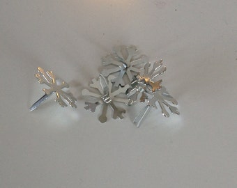 Pack of 10 Silver Snowflake Brads