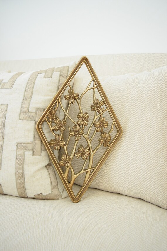 Syroco Diamond Wall Hanging Dogwood Decor
