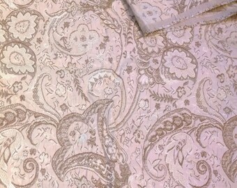 Vintage paisley damask fabric gold/cream fabric-destash-material
