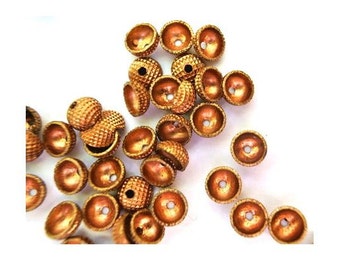 10 VINTAGE beads, can be use as cap beads 6mmx3mm height