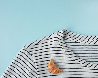 Croissant Brooch - Foodie gift - food brooch - food pin - croissant pin - french food - funny food gift - cookie pin