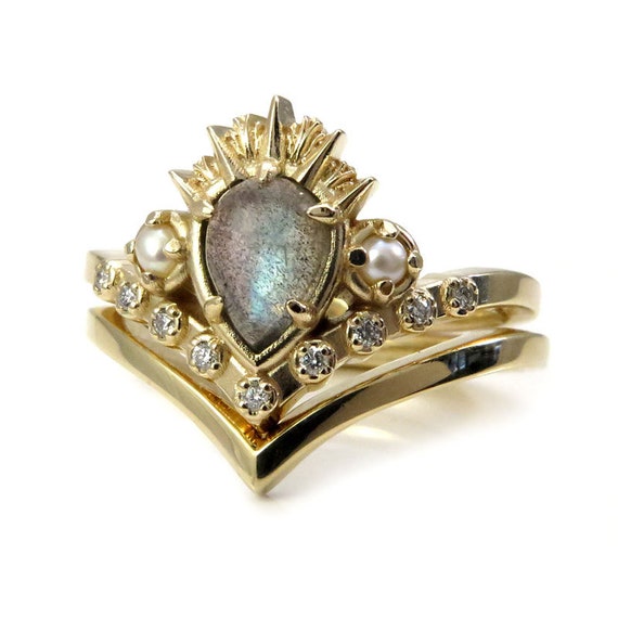 Labradorite Sea Witch Engagement Ring Set - Rose Gold Pointed Stacking Ring Set with Tiny Pearls