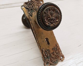 Door Knobs & Plates, Fleur de Lis, Complete Set Victorian Door Hardware Antique Door Knobs Door Plates, Ornate Hardware, Pair of Escutcheons
