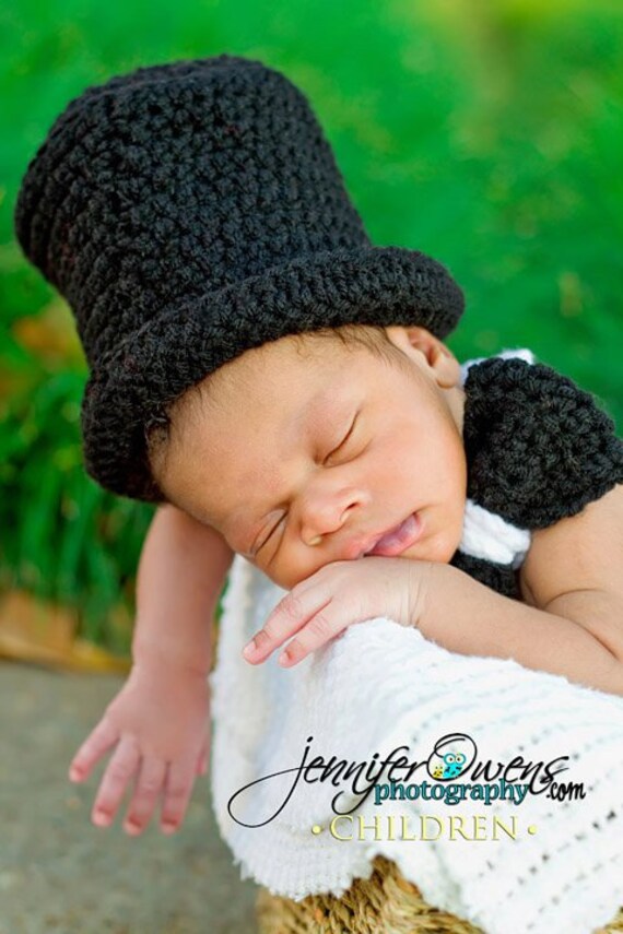 Items similar to Crochet Newborn Top Hat and Bow Tie Set Photography