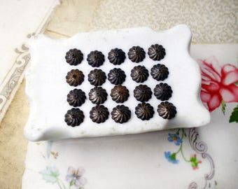 Rustic Oxidized Bead Caps - 20 Dark Patina Fluted Silver Tone Scalloped Disc Caps - 7mm - Age Worn Crusty Primitive Pinwheel - poliwhirl