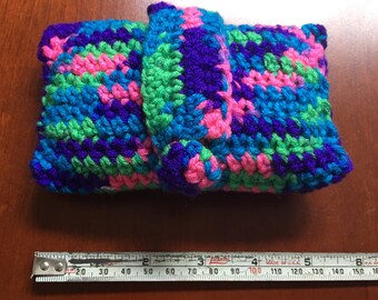 Port pillow, for seatbelts, hand-crocheted
