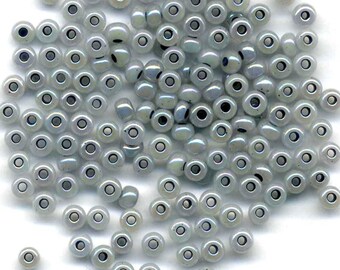 Seed beads 4 mm opaque gray AB