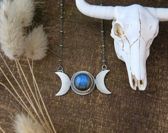 Triple Moon Goddess Necklace, Crescent Moon Pendant, Moon Necklace, Crescent Moon