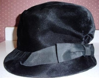 Vintage Womens Hat