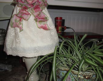Shabby Chic Cabbage rose Lampshade, Shabby chic Decor, Little Girl's room, Romantic Lampshade
