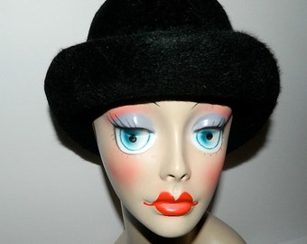 Vintage Ladies Humphry's London Black Fur Felt Derby Bowler Hat 21"