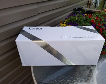 NIB Cricut Explore Air 2 Light Blue