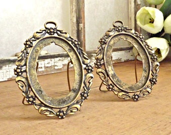 Brass Tone Metal Picture Frames, Ornate Picture Frames, Hollywood Regency, Vintage Decor, French Farmhouse Cottage Chic