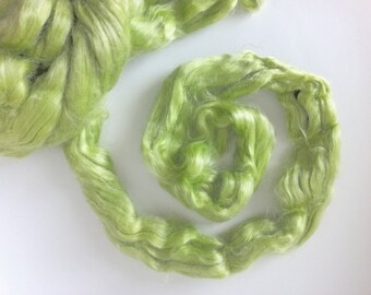 1 oz Tussah Silk Roving , Chlorophyl