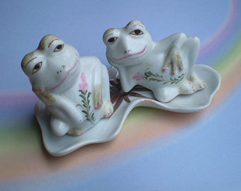 Vintage 60s Frog Salt and Pepper Shakers