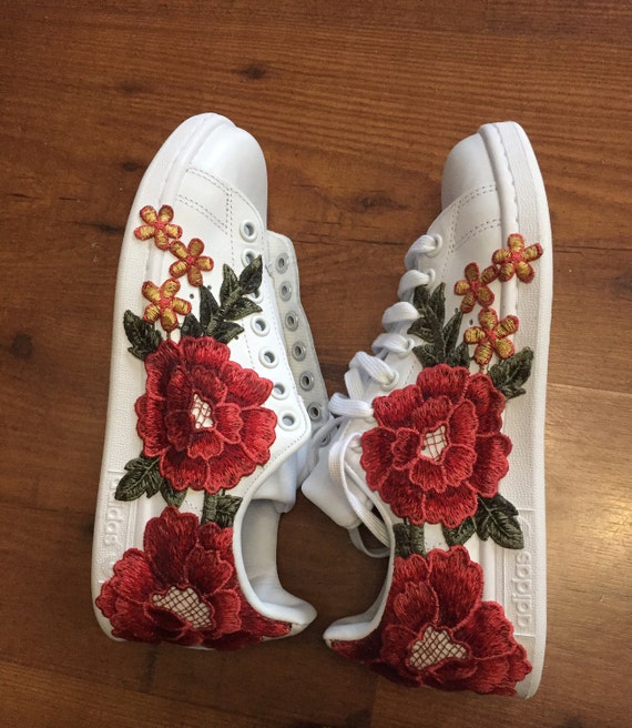 stan smith floral embroidery