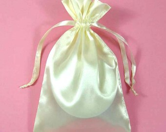 30 Ivory Satin Bags with Drawstrings, 3"x4", 4"x6", 5"x8", Satin Gift Bags, Ivory Jewelry Bags, Jewelry Pouches, Ivory Favor Pouches