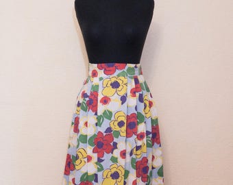 1940's large print floral skirt
