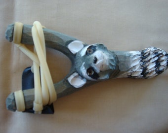 Wooden 3D Hand Carved Raccoon Head Sling shot real wood