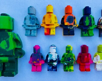 Crayon Lego Men- 11 per set; Customizable Colors