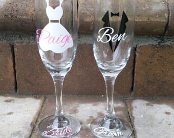 Personalized Bride and Groom Toasting Glasses, Custom Champagne Glasses, Personalized Wedding Gift, Engagement Gift