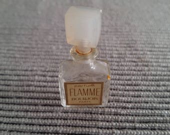 Miniature old Bourgeois flame