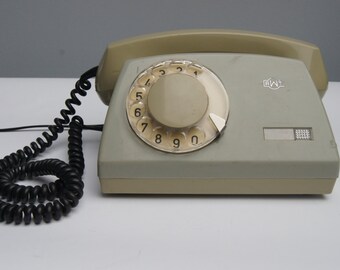 Green rotary phone -SALE- 50% OFF - vintage phone - 80s - RWT