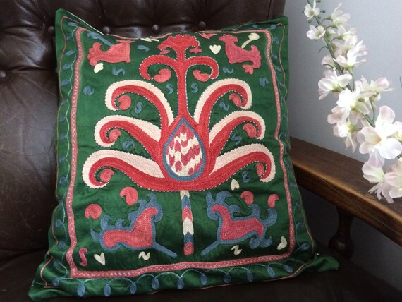 Decorative green suzani Sofa Cushion Cover, Traditional pillow case, flower design pillow, suzani, vintage fabric