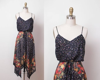 1970s Floral Print Sundress / 70s Handkerchief Hem Dress
