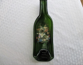 Lily Pad, melted bottle, slumped bottle, recycled glass, recycled bottle, snack dish, spoon rest, bottle art, lily pad, melted glass
