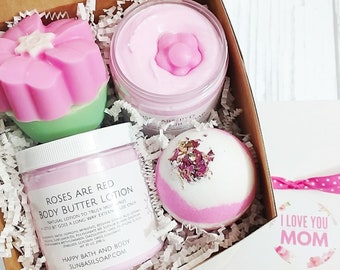 Personalized Mother's Day Gift Box. Spa Gift Set. ROSE Bath Gift Set. Bath Bomb Gift. Personalized Gift for Mom. Gift for Her. Floral Basket