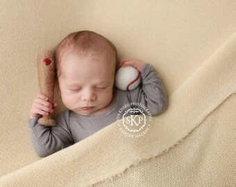 Felted Baseball and Bat / Newborn Photo Prop