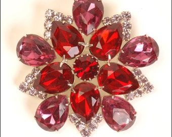 Vintage Hobe Brooch