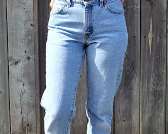 Vintage denim Levis 950 relaxed fit tapered leg H2