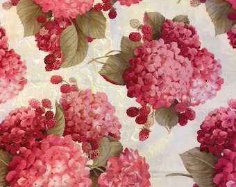 FABRIC Hydrangeas & Raspberries HOLLY HOLDERMAN