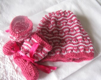 HAT HANDMADE FOR NEWBORN OR REBORN BABY