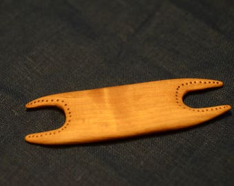 Tablet weaving shuttle / Handmade weaving shuttle / Apple tree wood / Card weaving / Medieval craft / Viking art /