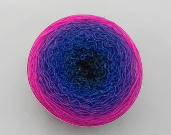 75/25 Superwash Merino / Nylon sock yarn: Diva Gradient