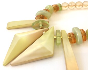 1980s Statement Necklace . Lucite beaded necklace . Yellow choker for summer
