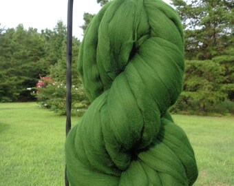 Spruce Hunter Green MERINO Wool Top Roving - Spin into Yarn, Needle Felt wet felt, weave, knit, all Crafts