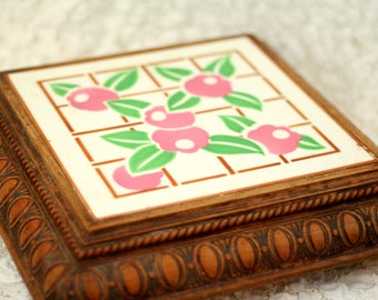 Vintage French ceramic wood trivet hot plate – retro French trivet – French kitchen décor – French dining