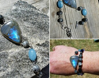Labradorite and Aquamarine bracelet. Beautiful colors and reflections.