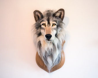 Needle Felted Realistic Life size Wolf Head - Faux Taxidermy, OOAK, Fibre Art, Needlefelted Animal
