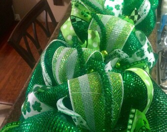 St. Patrick's Day Garland - Irish Garland - Green Garland - St. Patrick's Day Mantel Decor - Whimsical Shamrock Garland