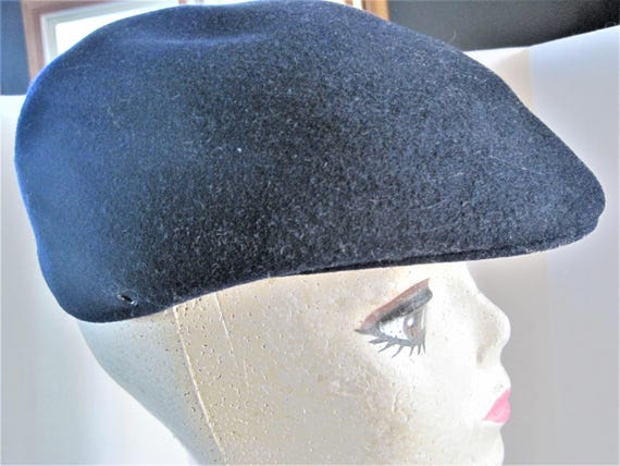 Royal Ascot Hat, Vintage Tam Cap - Newsboy Cap - Navy Blue - 100% Wool - Size Medium Golden Gate Hat Company