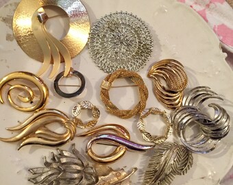 Brooch lot for crafting destash
