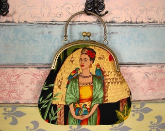 Vintage evening clutch purse with Frida, kiss lock purse, metal frame purse, purse with handle