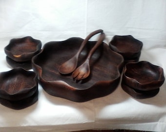 Monkeypod Salad Bowl with 8 Individual bowls & 2 serving pieces